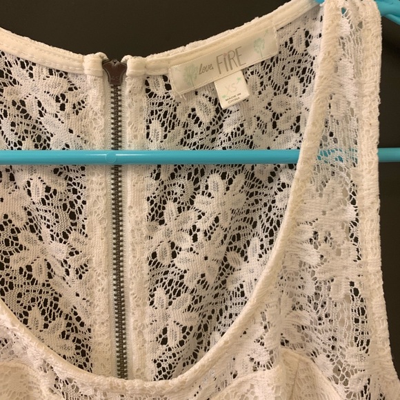 WHITE FLORAL DRESS - Picture 2 of 3